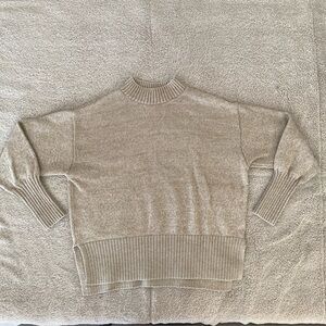 H&M Elegant Women's Tan Cream Long Sleeve Sweater